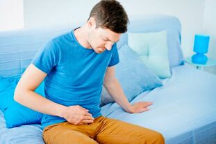 I dolori dolorosi nell'addome inferiore sono il primo segno di imminente prostatite